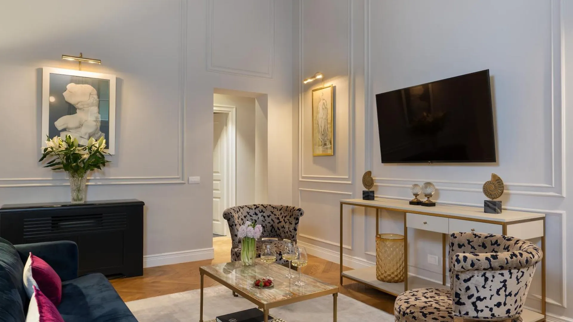 Pazzi Penthouse Luxury Apartment In Florence By Palazzo Vitali