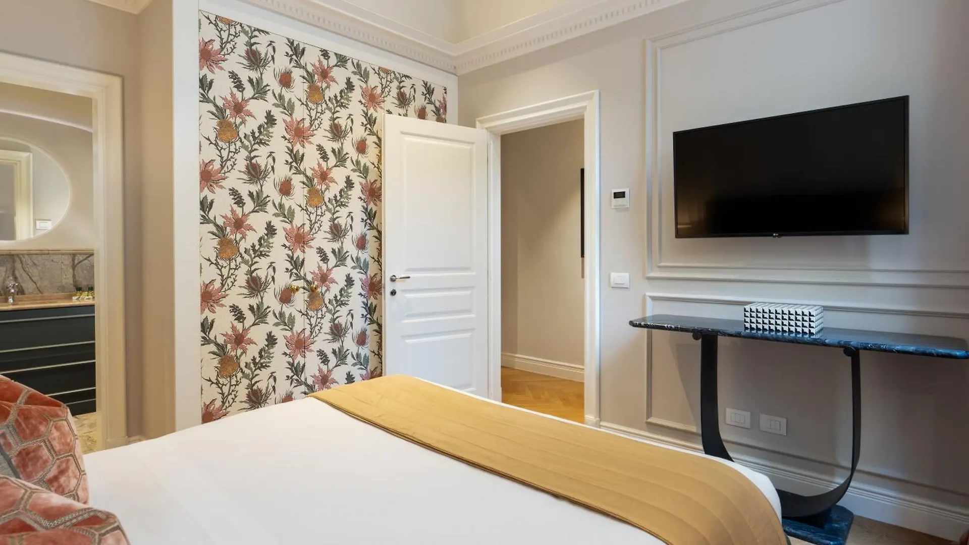 Pazzi Penthouse Luxury Apartment In Florence By Palazzo Vitali Italy